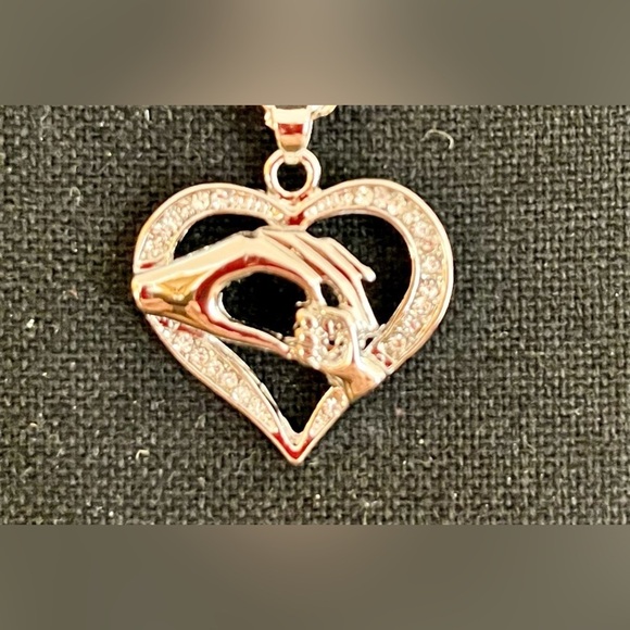 Sentimental Necklaces $10 each or 3 for $20 Bundle and I will adjust price - Picture 4 of 13